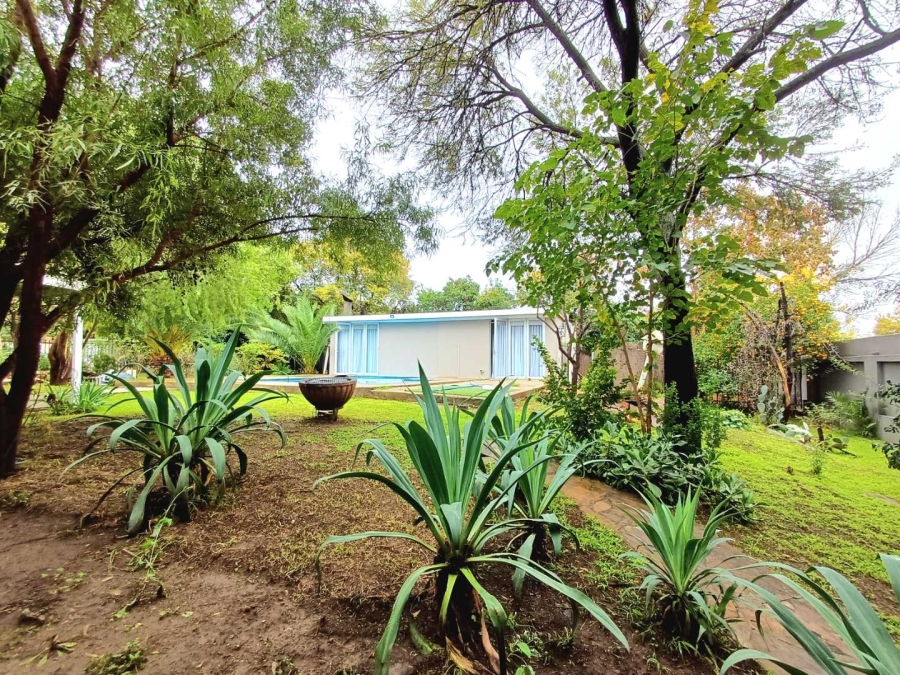 6 Bedroom Property for Sale in Bayswater Free State